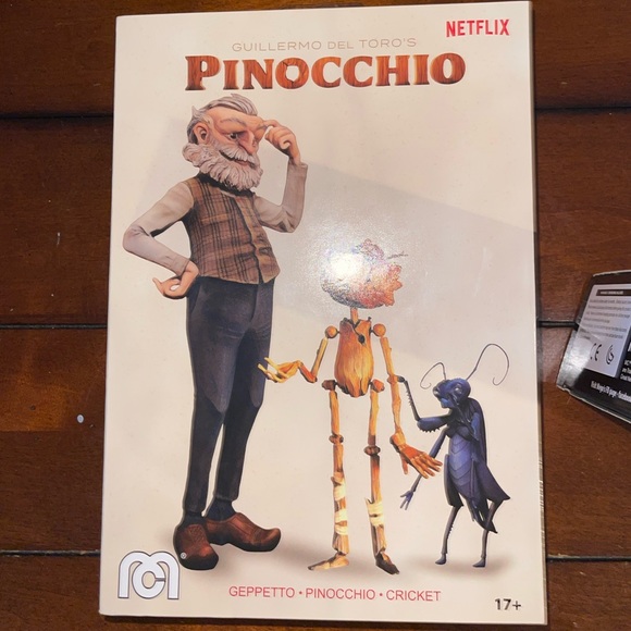 Guillermo del Toro PINOCCHIO limited Edition Set OSCAR Winner 2023 NWT - Picture 9 of 13